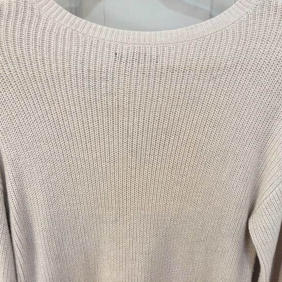 American Eagle Pullover Sweater - Picture 15 of 16
